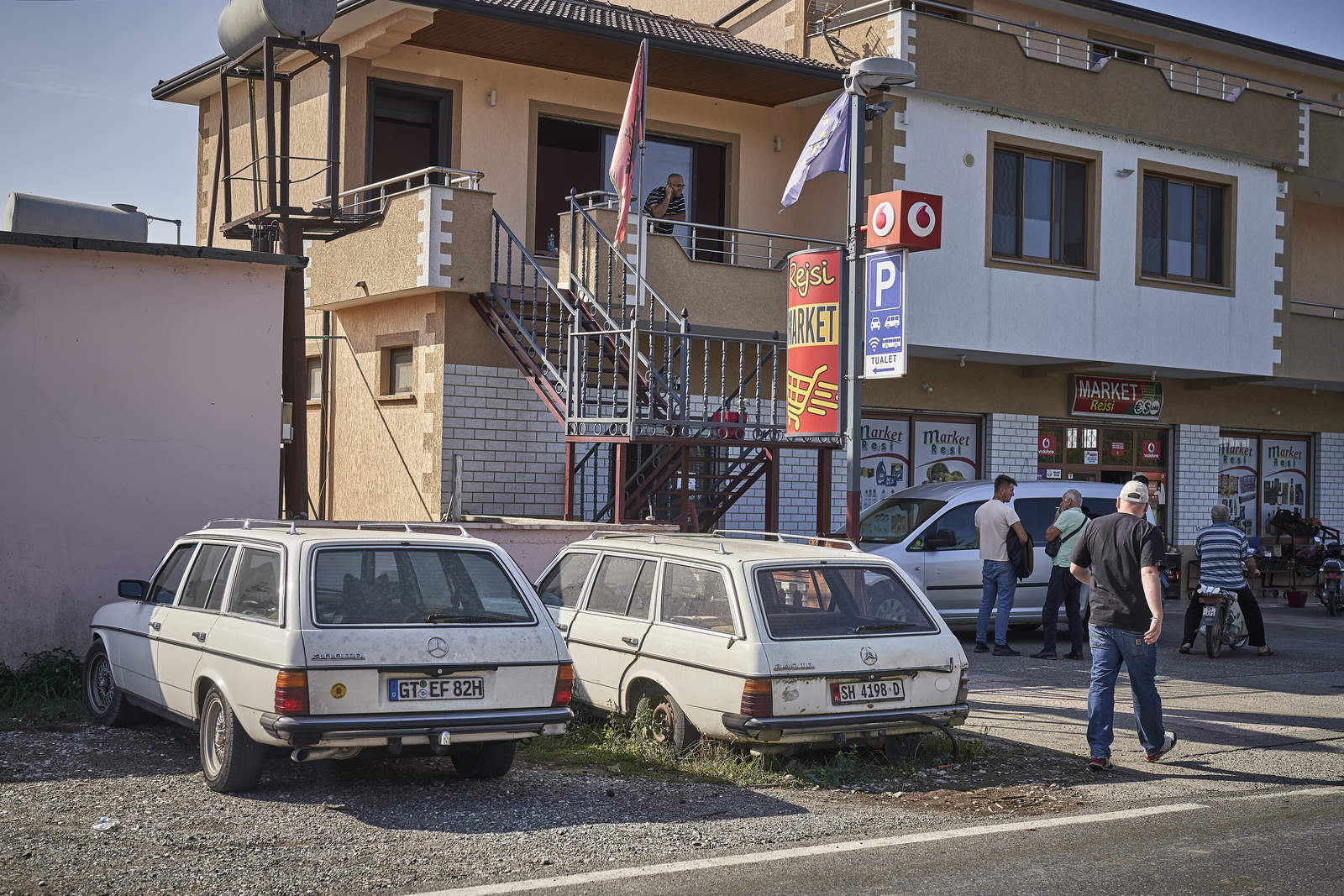 Roadtrip Albanien with Mercedes W123 300 TD