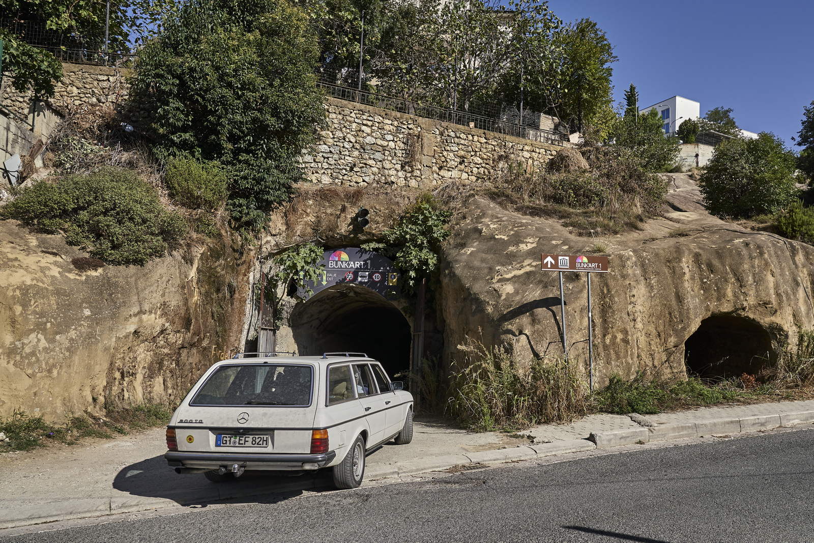 Roadtrip Albanien with Mercedes W123 300 TD