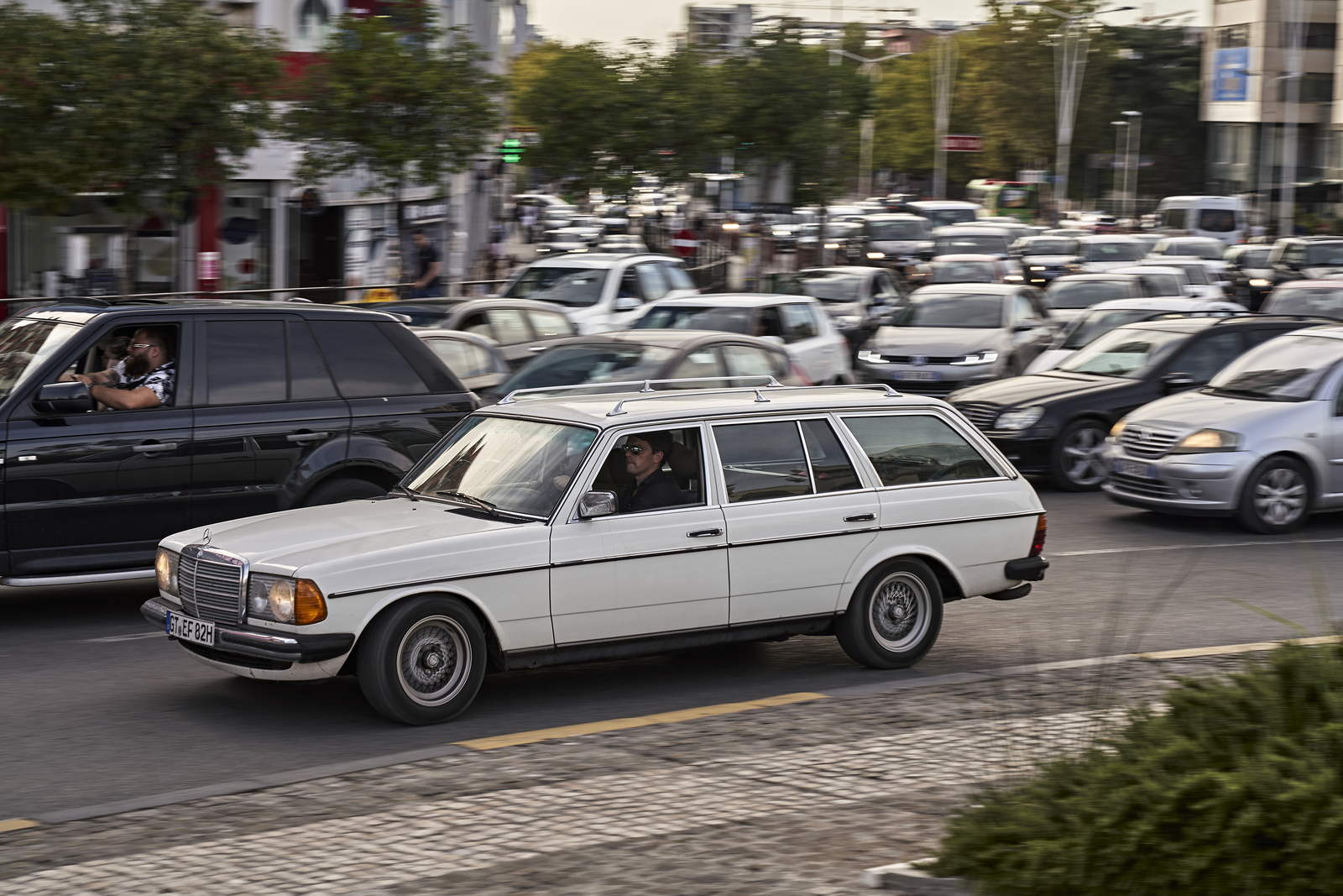 Roadtrip Albanien with Mercedes W123 300 TD