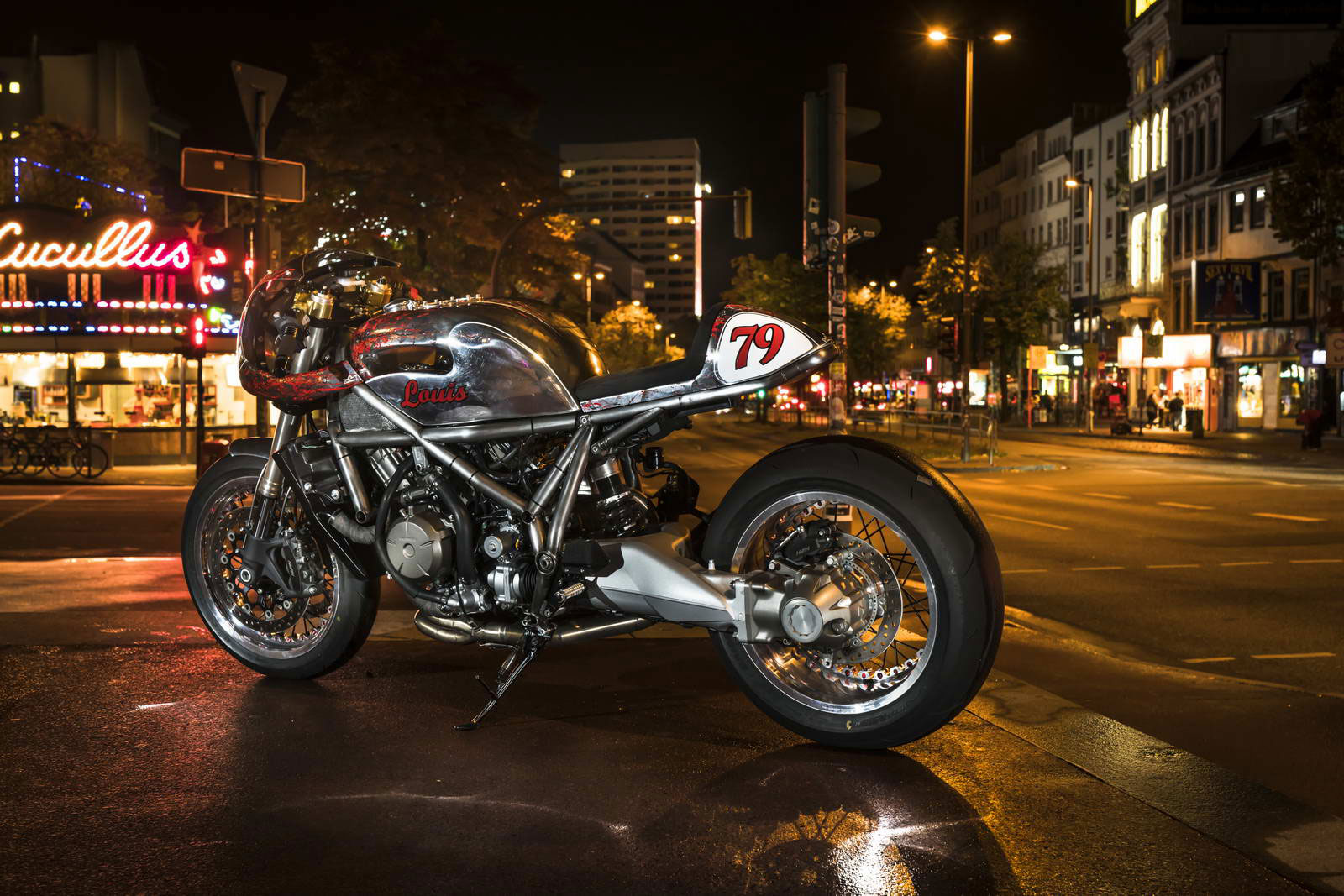 Louis Honda VFR 1200 Lemmy 018