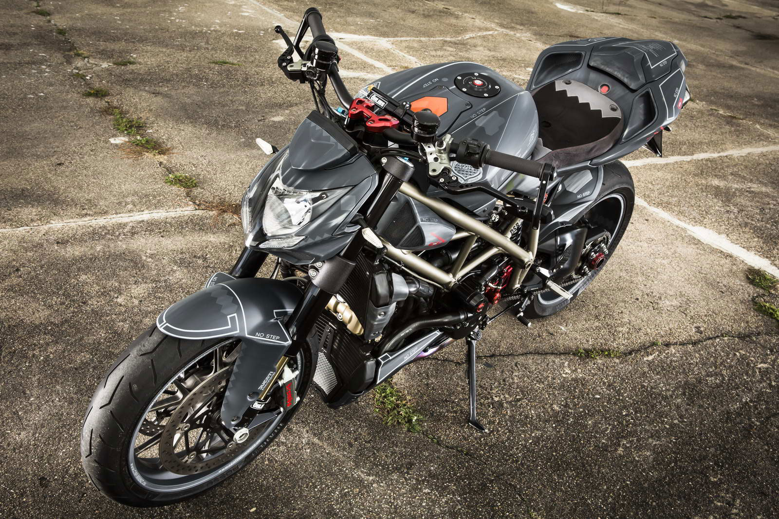 Ducati Stelth Fighter 042