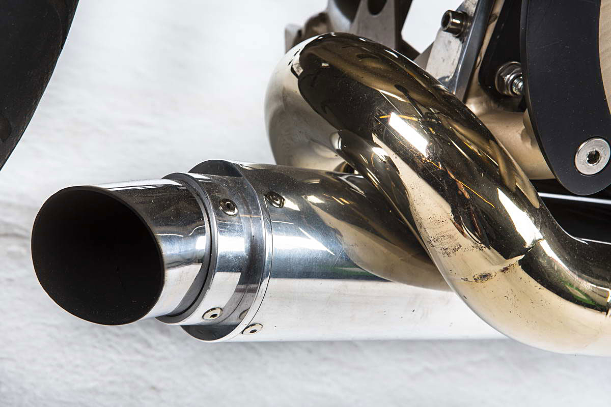 Custom Wolf Martin 003