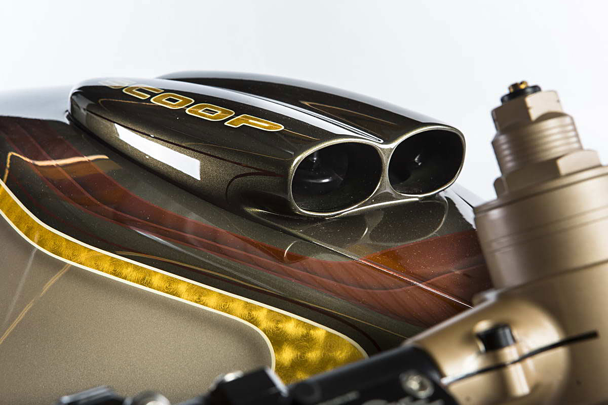 Custom Wolf Martin 011