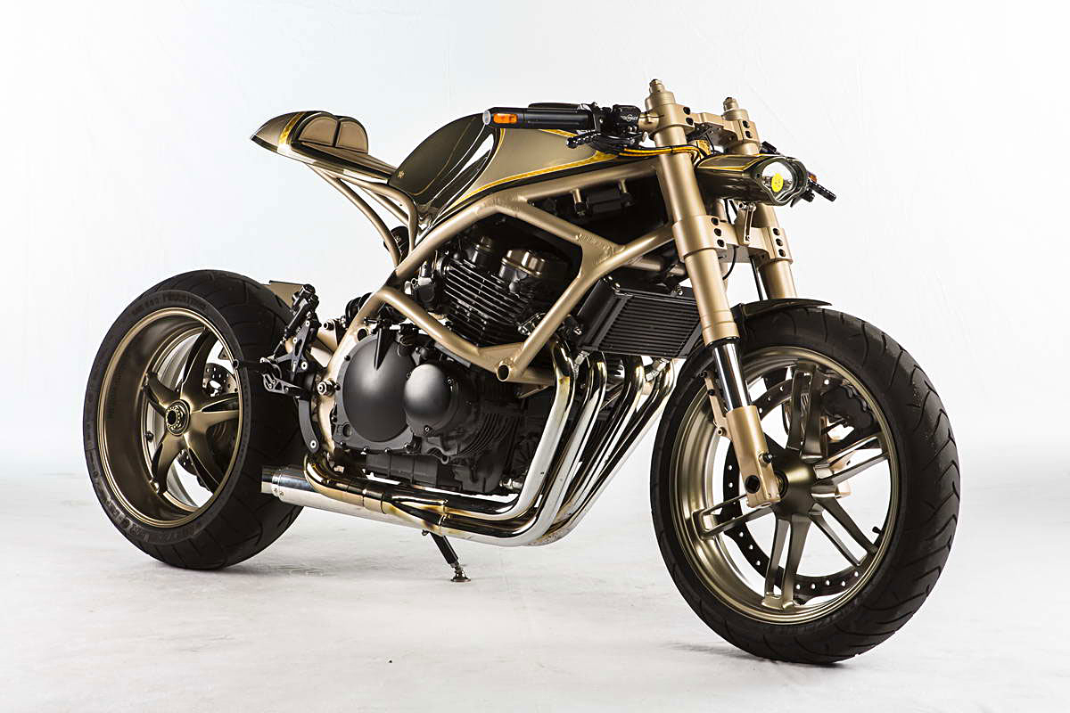 Custom Wolf Martin 020