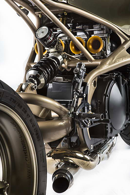 Custom Wolf Martin 022